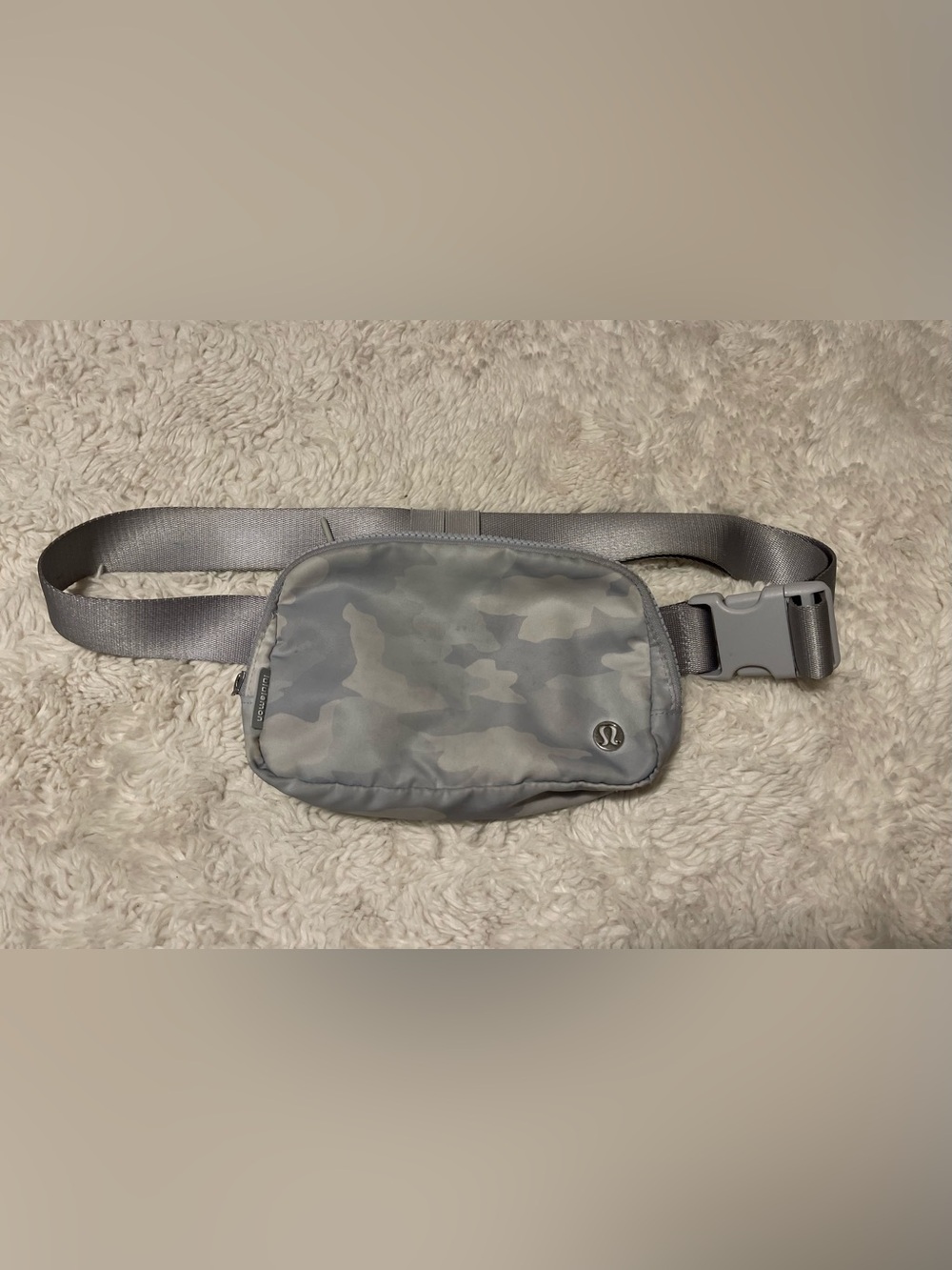 Lululemon Everywhere Belt Bag Camo Gray 1L, Unisex Lululemon Belt Bag Fanny Pack
